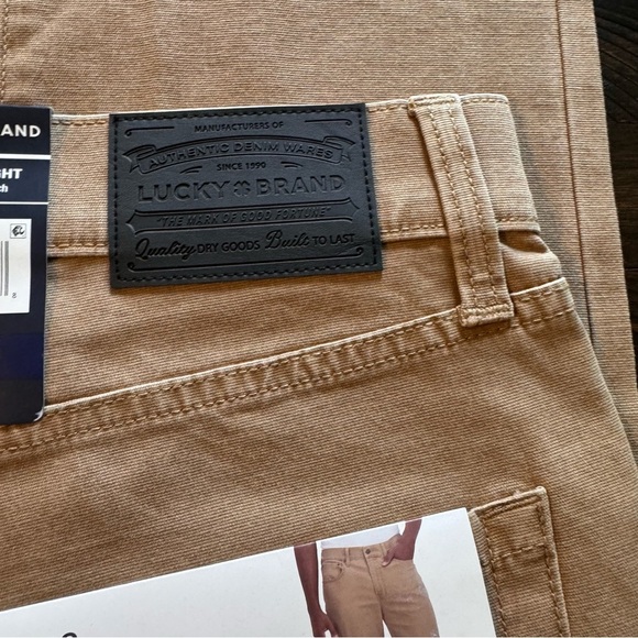 Lucky Brand Straight Fit 5‎ Pocket Pant 32” inseam - Picture 7 of 9